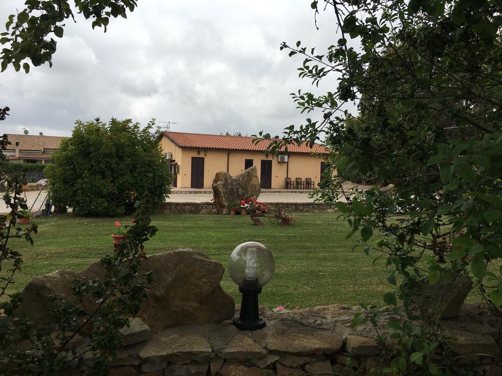 Agriturismo Sechi Campanedda Экстерьер фото
